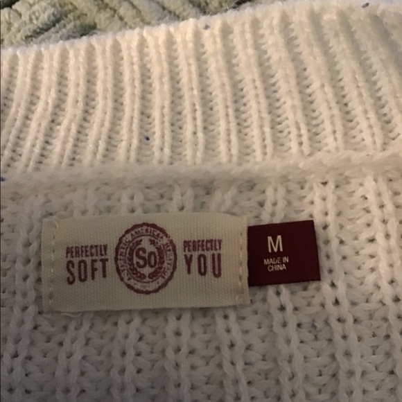 White sweater - Picture 3 of 3